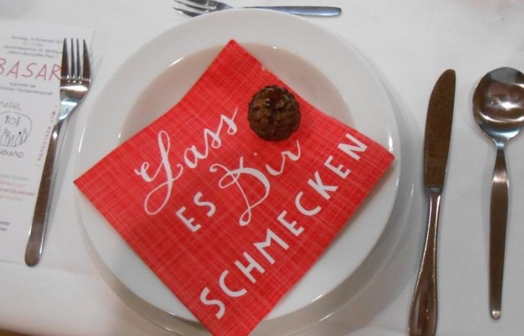 Tischgemeinschaft Liebevolle Deko Tischgemeinschaft Liebevolle Deko